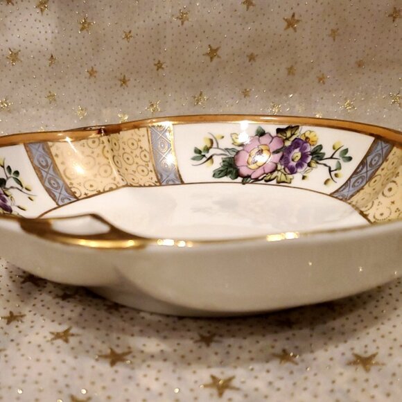 Noritake Nippon Hand Painted Tri- Handled Dish Bowl Floral & Gold Candy Dish 7" - Picture 4 of 6
